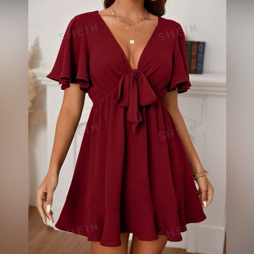 Red flowy dress! NEVER WORN